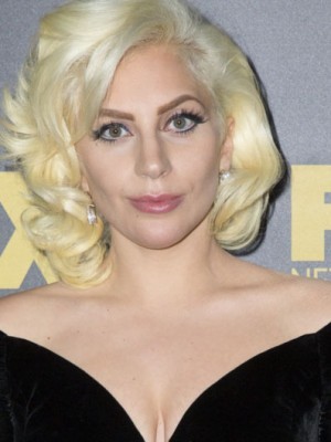 Verführerisch Lady Gaga Echthaar Wellig Spitzefront Perücke